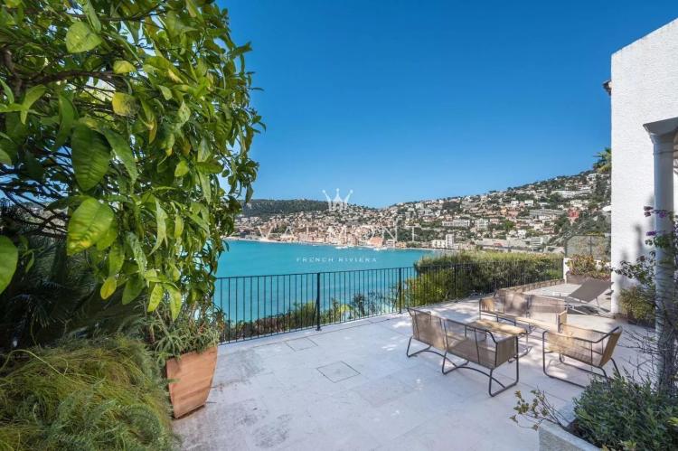 Maison bord de mer avec vue panoramique